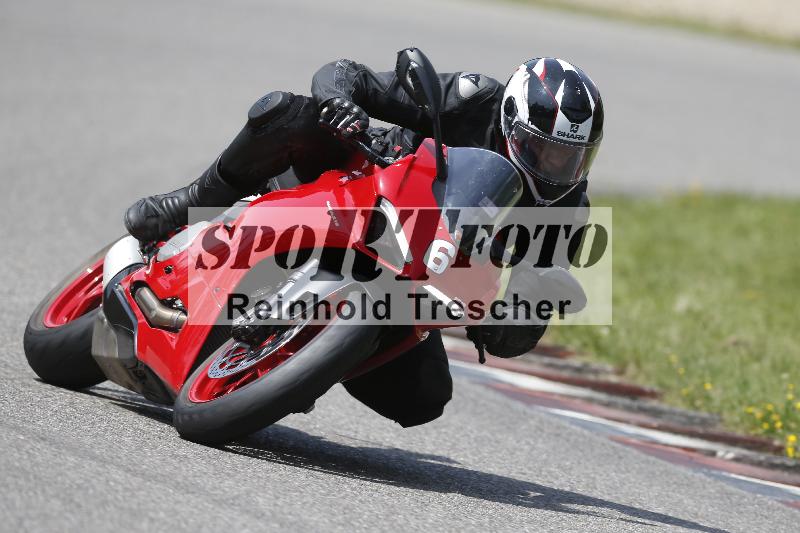 /27 12.06.2025 Ducati Schweiz Trackday Warmup  ADR/blau-bleu/6